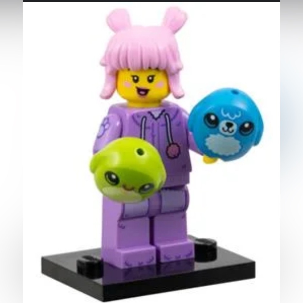 Plush Toy Collector minifigure from LEGO Minifigures Series 27